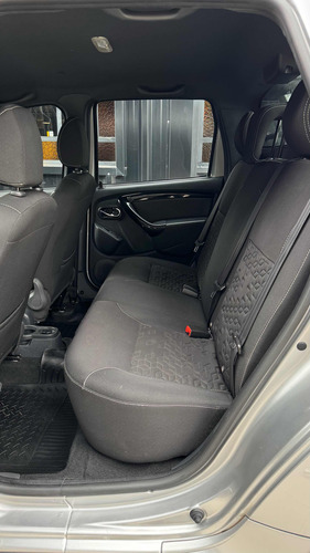 Renault Duster Oroch 2.0 Outsider Plus