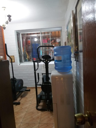 Casa En Venta, Paradero 9 Pajaritos, Metro Las Parcelas.
