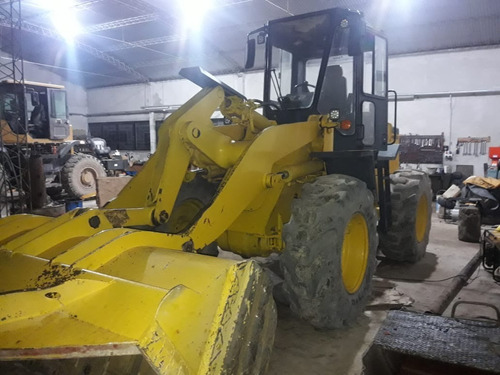 Pala Cargadora Komatsu Wa180 2004