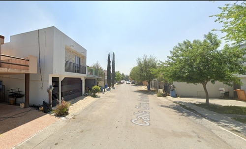 Casa En Venta ¡remate Bancario!- Callejón De Los Olivos, Gil De Leyva, Montemorelos, N.l. -jmjc10