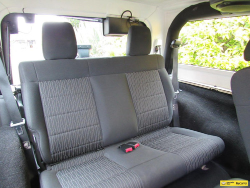 Imagen 12 de 25 de Jeep Wrangler 3.8 Sport