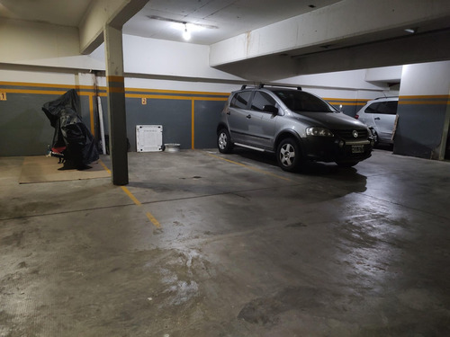 Imagen 3 de 9 de Venta Cochera Cubierta Subsuelo Villa Del Parque