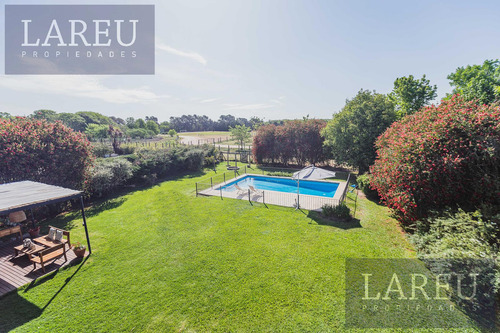 Casa En Venta - Estancias Del Pilar, La Paz.