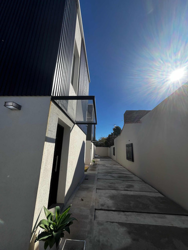 Duplex Ph 3 Ambientes Con 2 Cochera Lomas De Zamora