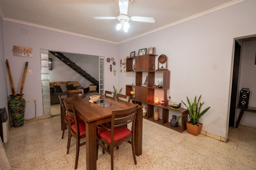 Se Vende Casa Interna Muy Grande En Barrio Roma