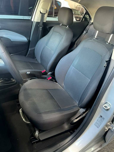 Imagem 4 de 8 de Chevrolet Prisma 1.0 Mpfi Joy 8v Flex 4p Manual