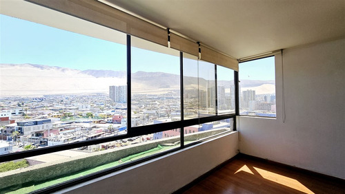 Departamento En Venta De 1 Dorm. En Iquique