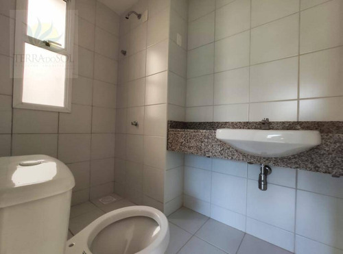 Imagem 5 de 18 de Cobertura Duplex No Condomínio Terra Maris Na Praia Do Porto Das Dunas. - Ap0710