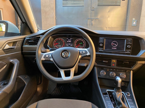 Imagen 7 de 10 de Volkswagen Jetta Comfortline Tip 2019