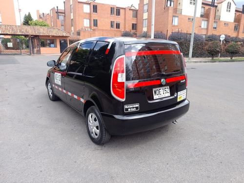 Imagen 6 de 16 de Skoda Roomster Praktik 1.2