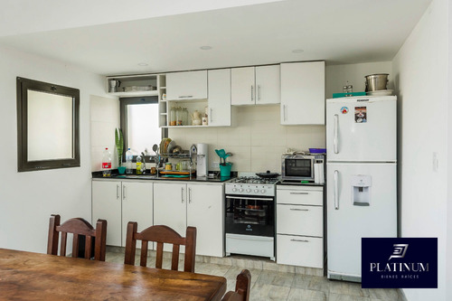 Venta Casa 4 Dormitorios Salta, Vía Aurelia