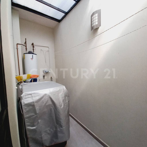 Casa En Venta Con Jardín Y Alberca En Atlixco, Puebla.