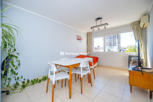 Departamento En Venta, 2 Dormitorios Con Cochera!