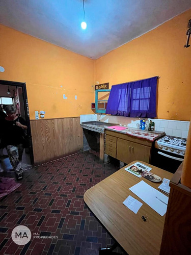 Casa 4 Dormitorios - Bv. Rondeau 4100 - Rosario | Venta