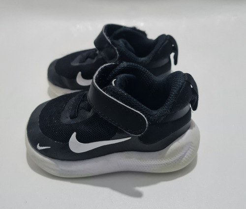 Zapatillas Nike 18.5 - 9cm Negras (Usado)