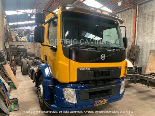 Imagem 4 de 15 de Volvo Vm 270