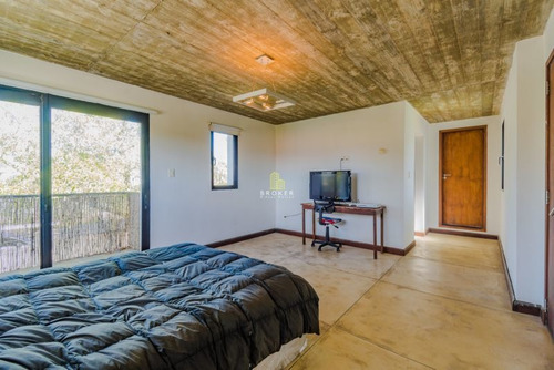 Imagen 6 de 15 de Venta Casa Parque Miramar 3 Dormitorios Piscina Barbacoa