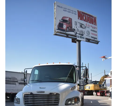 comprar Freigthliner M2 2005