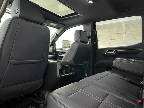 Chevrolet Silverado High Country
