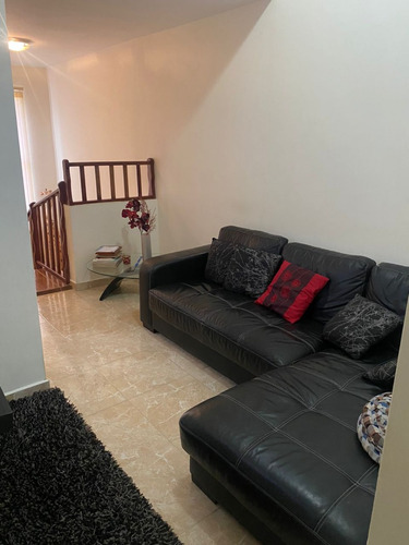Townhouse En Manantial Amoblado