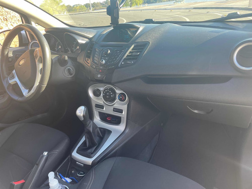 Imagen 2 de 13 de Ford Fiesta Fiesta Hatch Se (mex