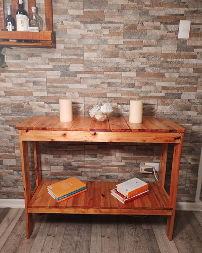 Mesa De Arrimo Fabricada En Madera De Pallet