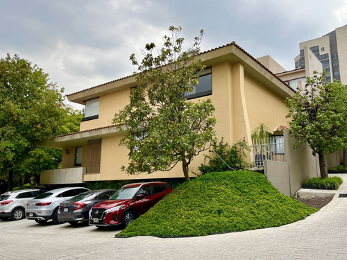 Casa En Condominio En Bosques De Las Lomas Privada De Las Tejas
