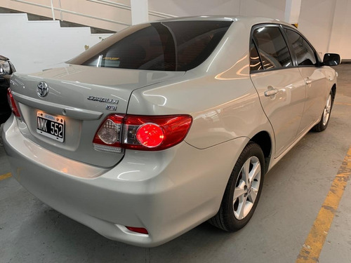 Toyota Corolla Xei 6m/t Nuevo, Impecable, Sin Detalles