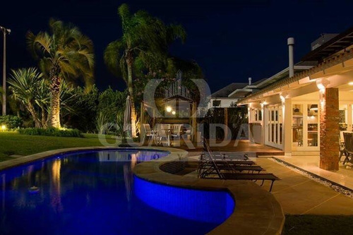 Imagem 4 de 10 de Casa Em Condominio - Atlantida - Ref: 146890 - V-146890