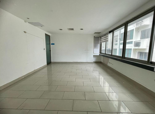Alquiler De Torre Empresarial En Santo Domingo En El Sector De Piantini
