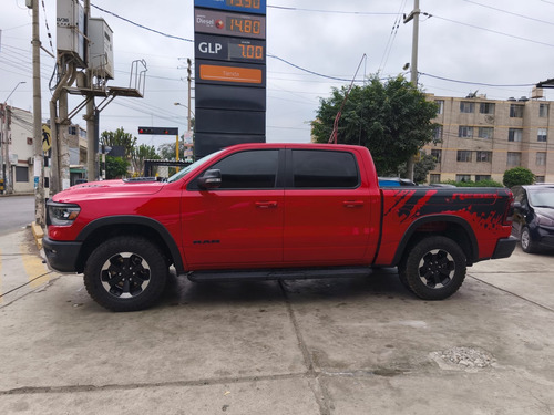 Techo Panorámico, 4x4, Pantalla Táctil, Mandos En El Timón
