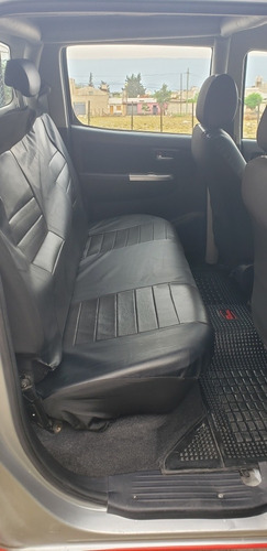Toyota Hilux 3.0 Cd Srv Cuero 171cv 4x4 - E4 2015