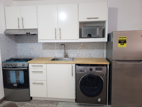 Se Alquila, Apartamento 1hab Amueblado Remodelada, Centrico Y Acogedor En Naco