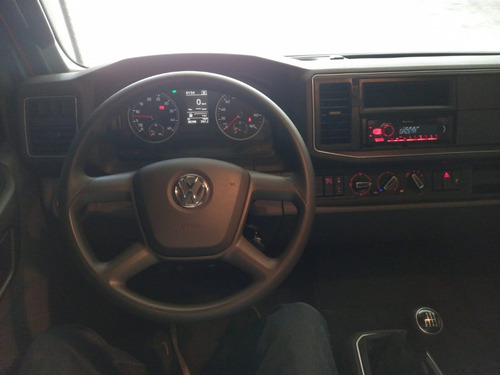 Imagem 10 de 18 de Volkswagen Delivery Express 2019 Baú Sider