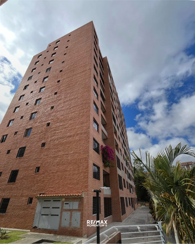 Apartamento Venta Colinas De La Tahona | Garage: 2 | Jb
