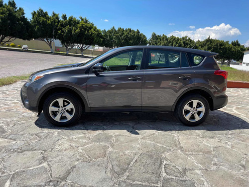 Imagen 8 de 15 de Toyota Rav4 2015 2.5 Le L4 Awd At