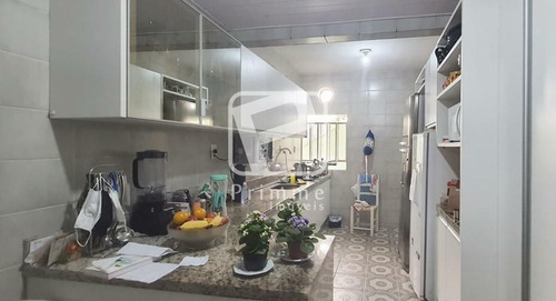Imagem 7 de 15 de Casa 3 Dormitórios A Venda Em Balneário Camboriú - 6890
