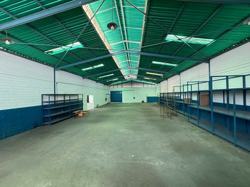 Se Vende Galpon En Terrazas De Castilliyo San Diego Valencia