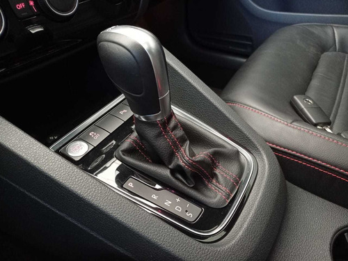 Volkswagen Vento 2.0 Tsi Gli Dsg - Car Cash