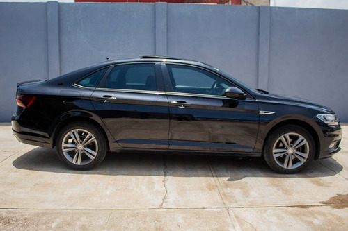 Imagen 2 de 13 de Volkswagen Jetta 2020