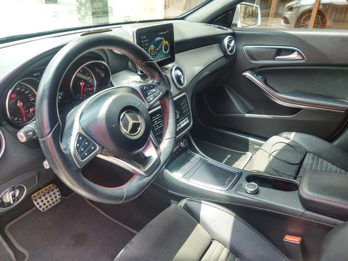 Imagen 14 de 15 de Mercedez Benz Cla 250 Sport 2019