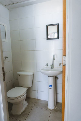 Imagen 19 de 26 de Oficina En Arriendo En Santiago