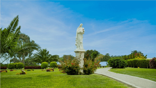 Parque Del Recuerdo, Lurín, Sepultura Familiar Multiple Para 4 Espacios, Ubicado En Carretera Panamericana Sur Km 26.5, Lurín