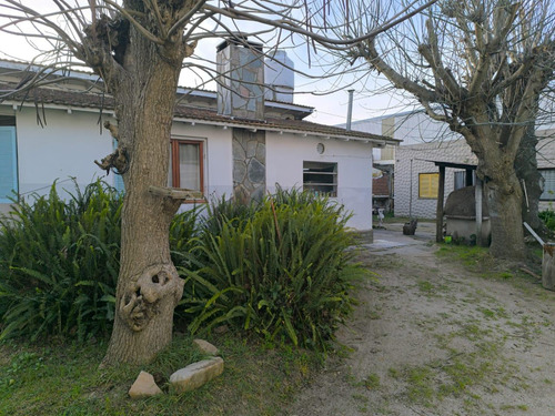 Venta Casa 4 Dormitorios Zona Centro Con Cochera