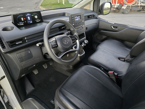 Hyundai H1 Staria Minibus Diesel