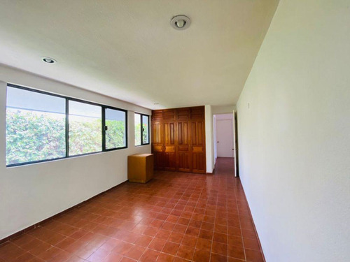 Casa Sola En Burgos, Temixco, Morelos - Caen-ve-803-cs