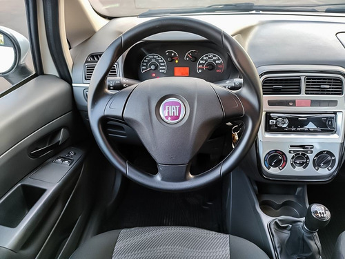 Imagem 6 de 14 de Fiat Punto 1.4 Attractive 8v