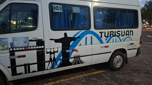 Aluguel De Vans E Ônibus Com Condutores