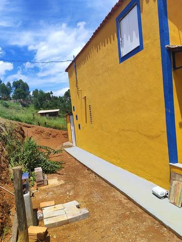 Vendo Granja Em Ewbank Da Câmara