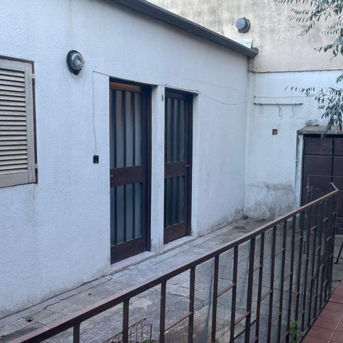 Departamento En Ph En Alquiler, 2 Dormitorios En 45 E/ 137 Y 138, San Carlos, La Plata